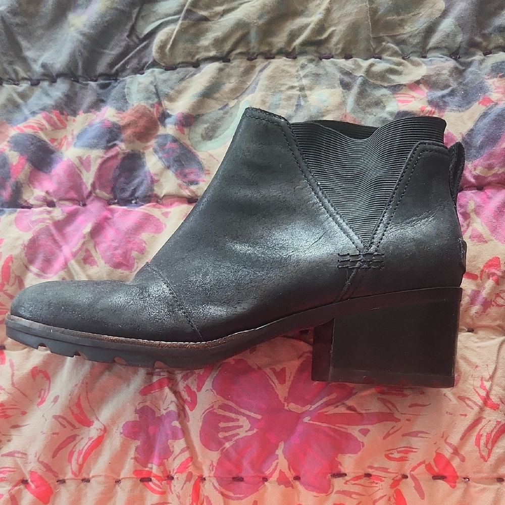 Sorel Women's Black Ankle Bootie - Stylish Block Heel From Norstrom.